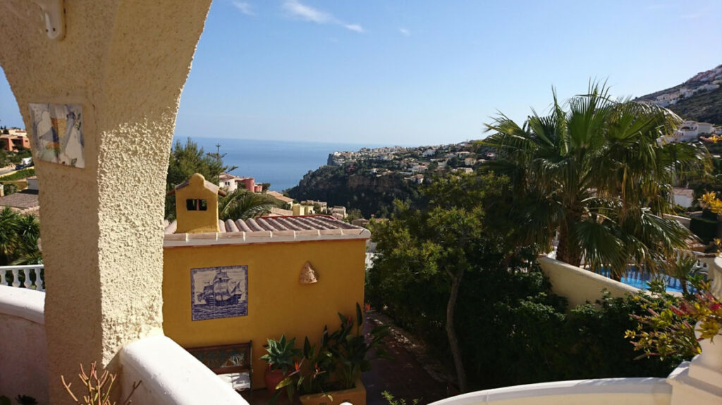 Detached Villa Cumbre del Sol Alicante - image 28