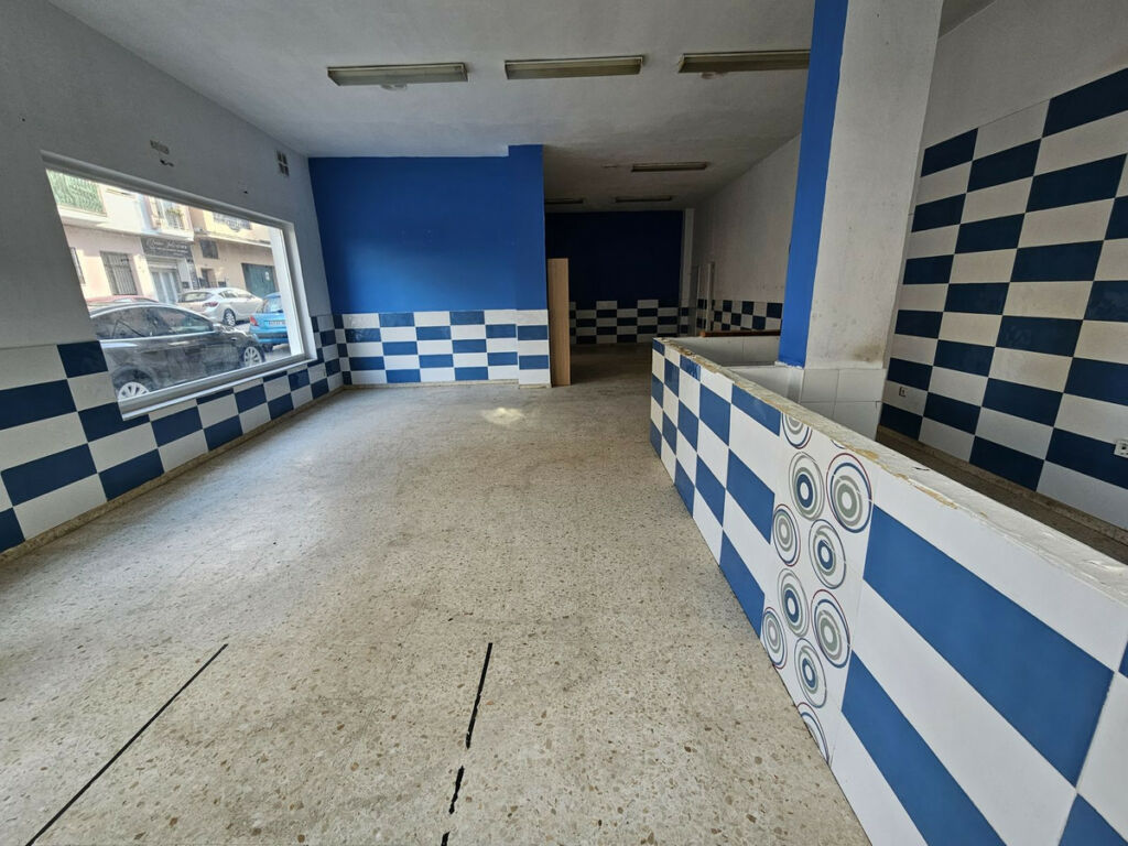 Apartment Complex Las Lagunas Málaga - image 3