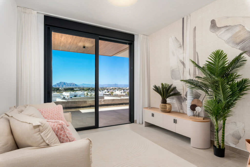 Ground Floor Apartment Benijofar Alicante - image 3