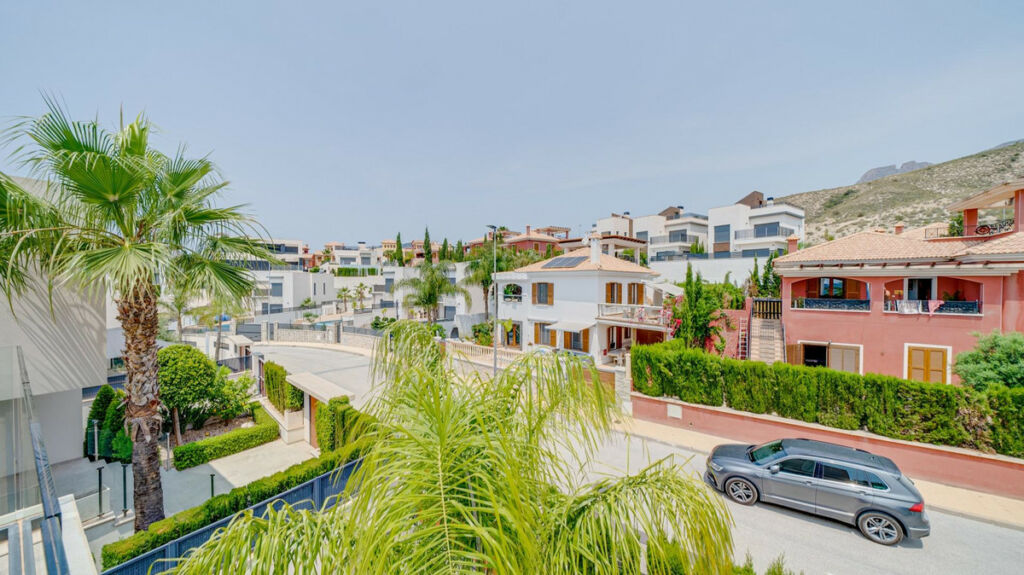 Bungalow Finestrat Alicante - image 3