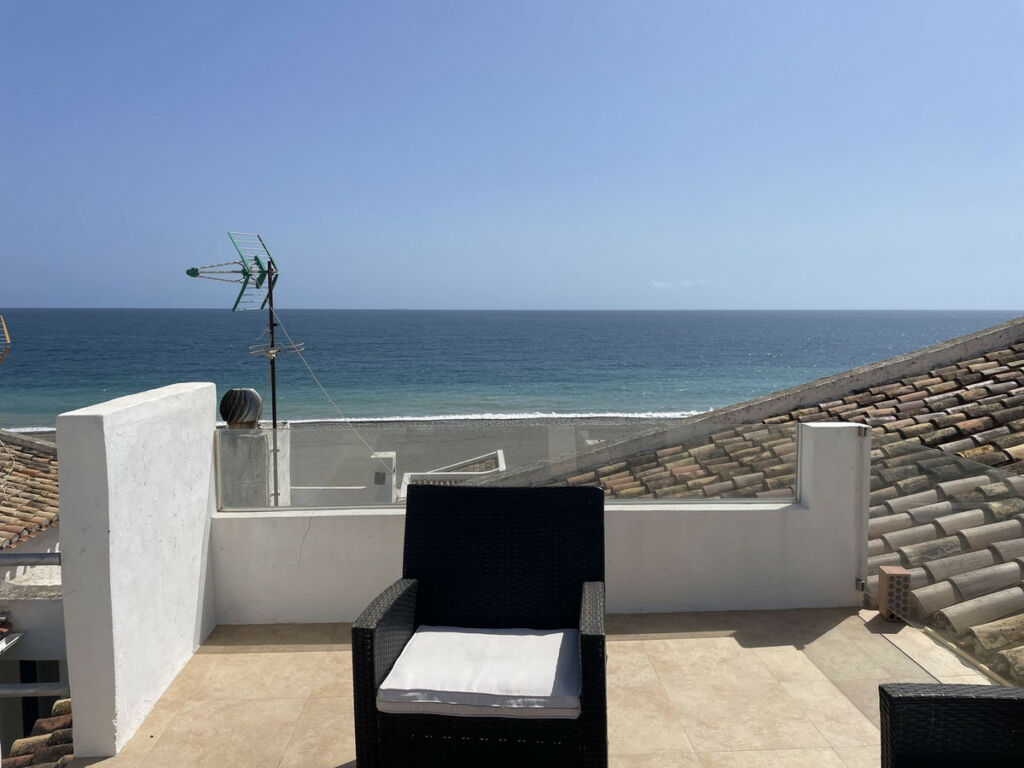 Penthouse Duplex Estepona Málaga - image 3