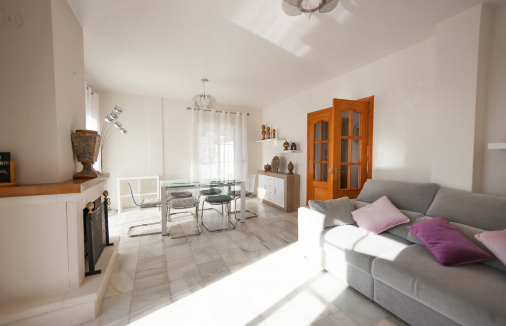 Semi-Detached House Frigiliana Málaga - image 3