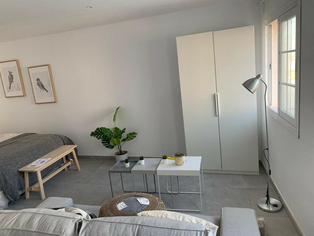 Middle Floor Studio San Pedro de Alcántara Málaga - image 3