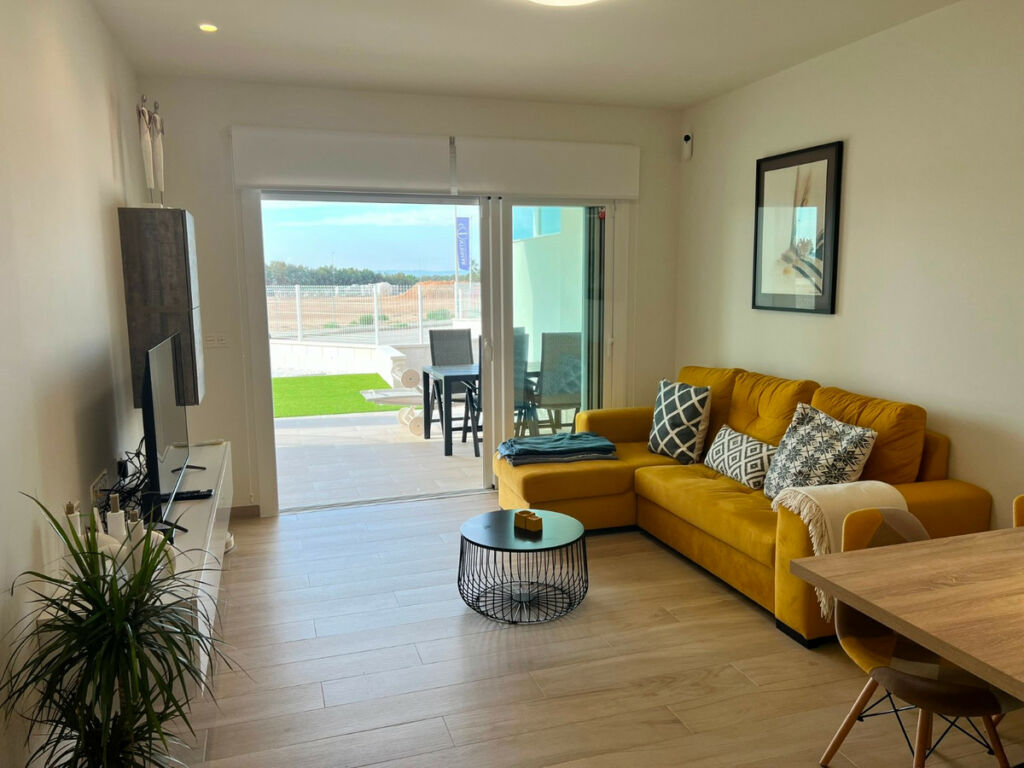 Ground Floor Apartment Guardamar del Segura Alicante - image 4