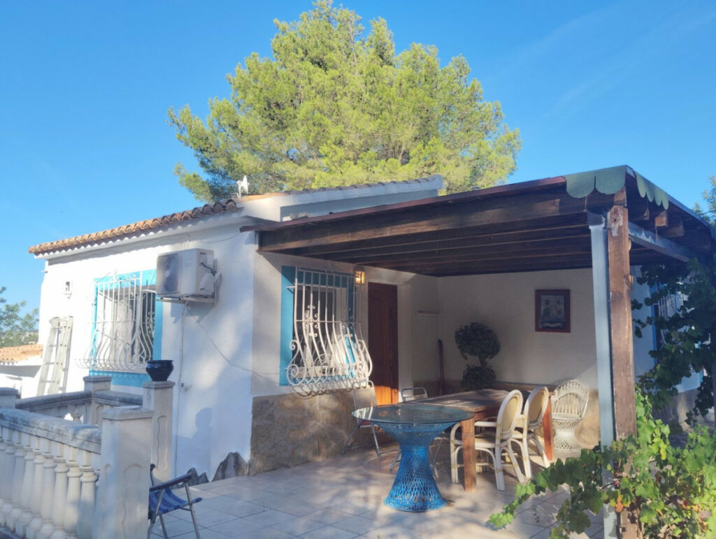 Detached Villa Parcent Alicante - image 4