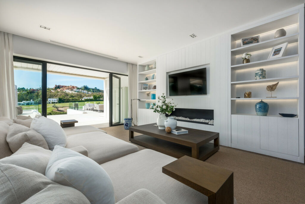 Detached Villa Nueva Andalucía Málaga - image 30