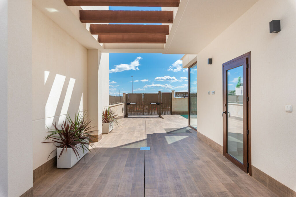Detached Villa Los Montesinos Alicante - image 31