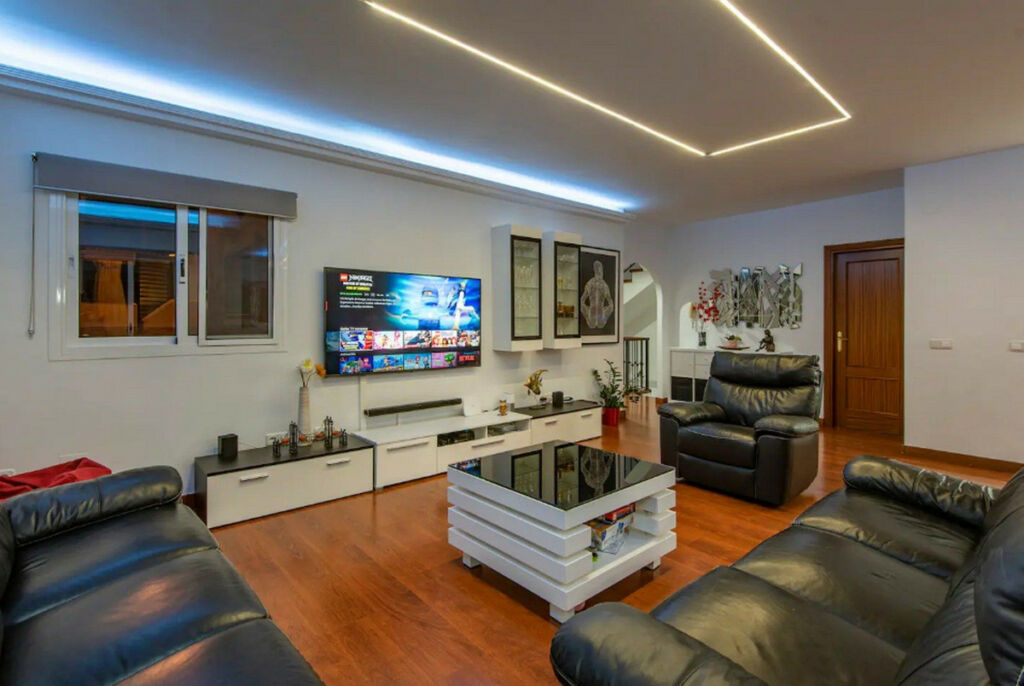 Detached Villa Torremolinos Málaga - image 32