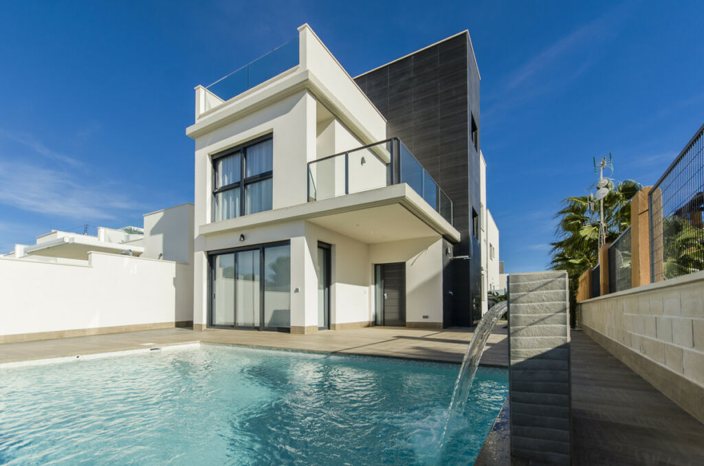 Detached Villa San Miguel de Salinas Alicante - image 32