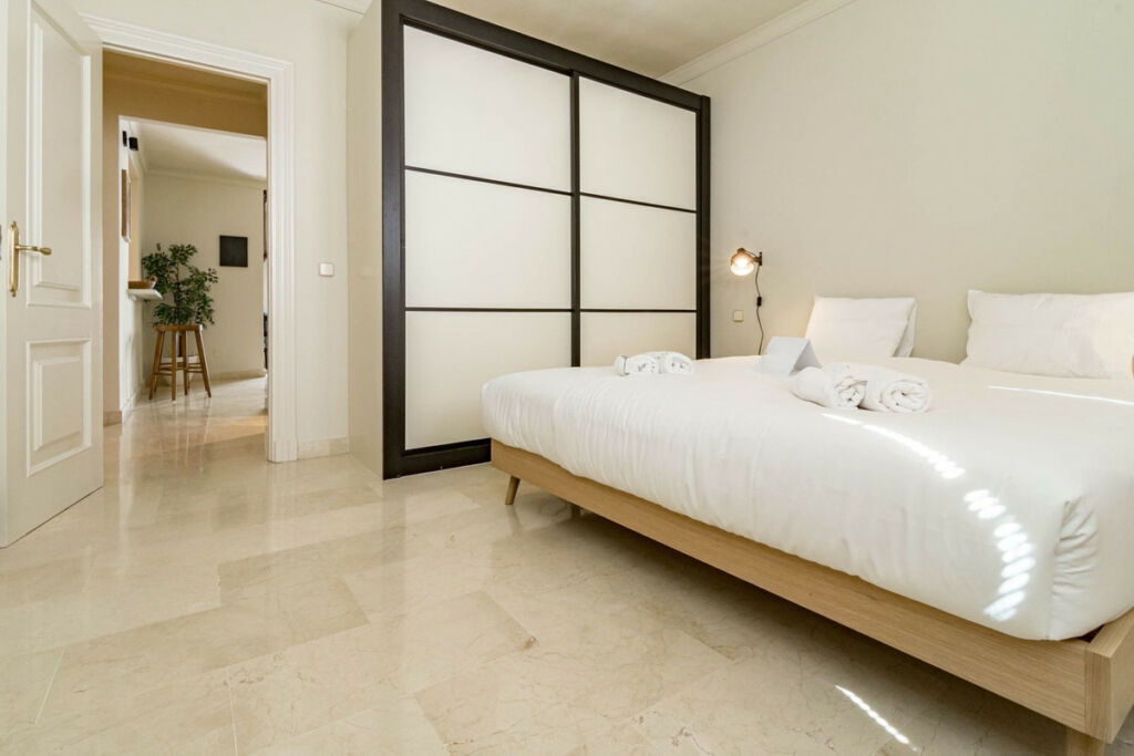Top Floor Apartment Nueva Andalucía Málaga - image 33