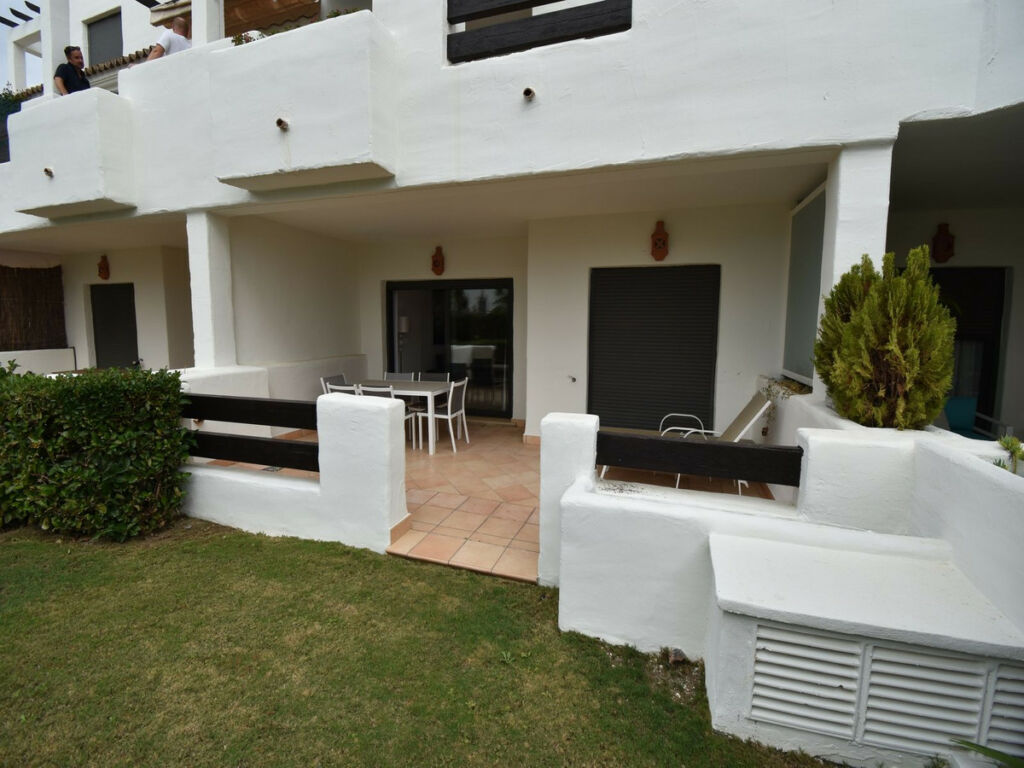 Ground Floor Apartment Estepona Málaga - image 33