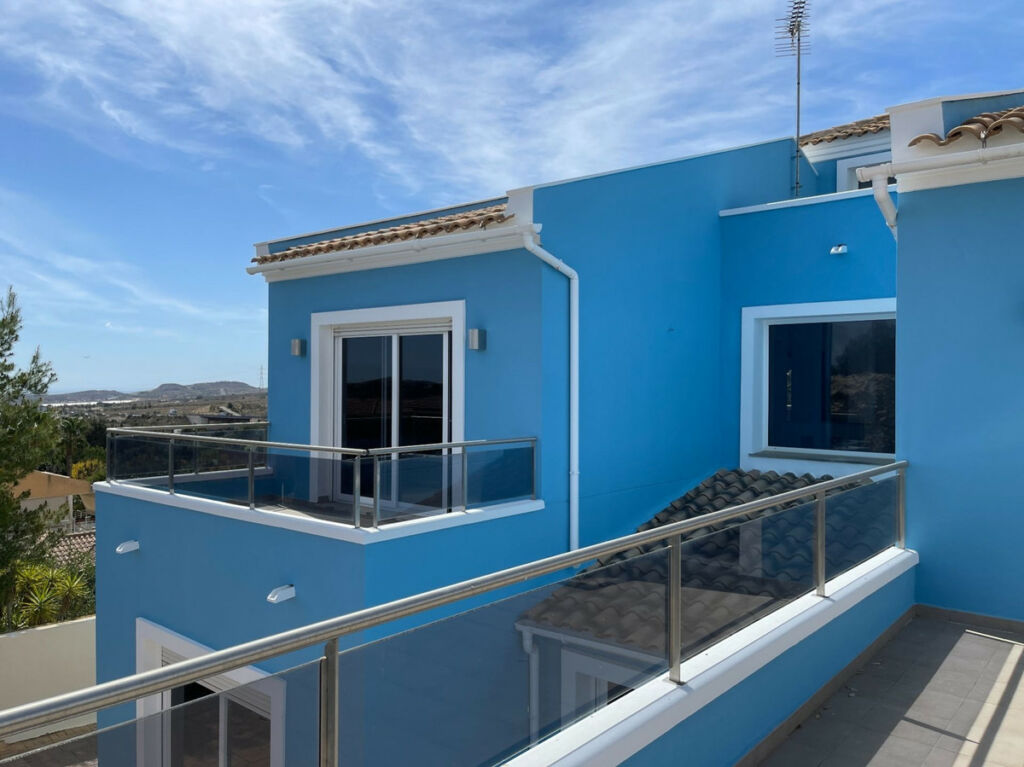 Detached Villa Monforte Del Cid Alicante - image 33