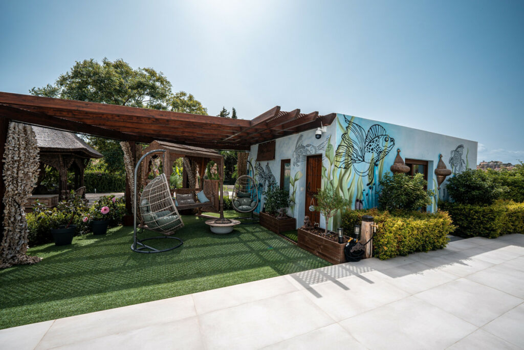 Detached Villa Benahavís Málaga - image 35