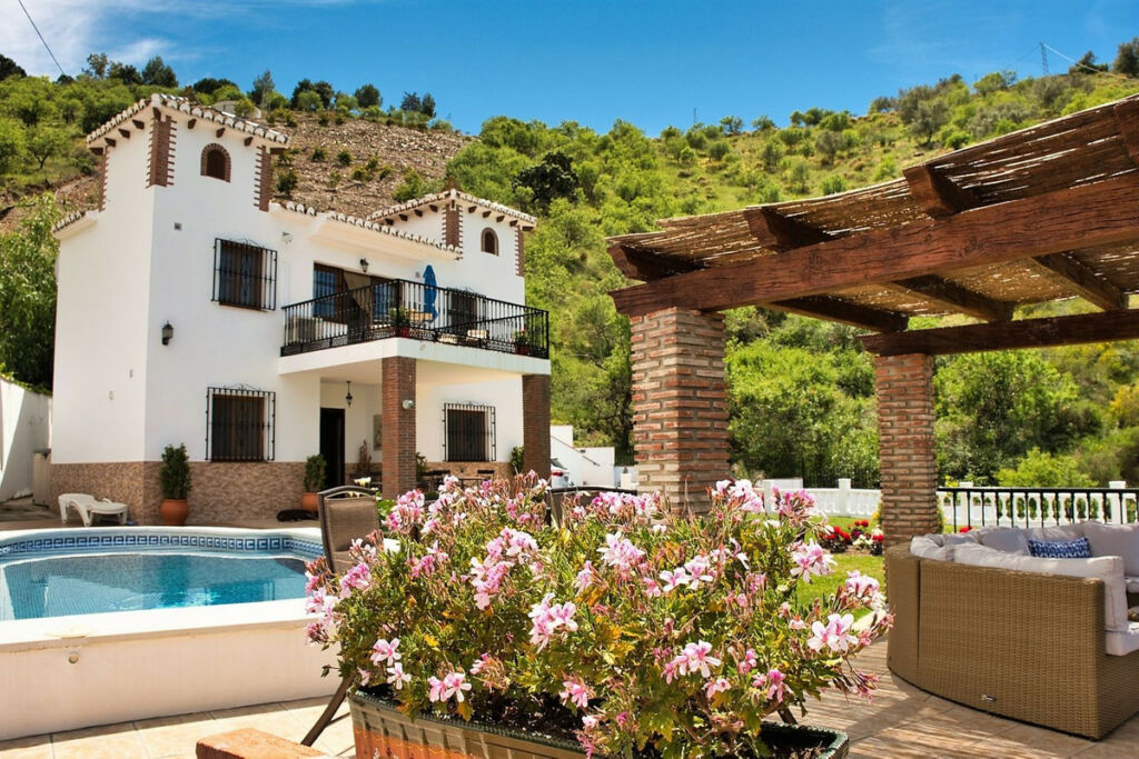 Detached Villa Iznate Málaga - image 37