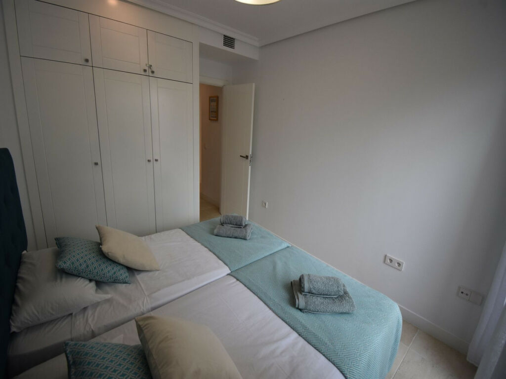 Ground Floor Apartment Estepona Málaga - image 38