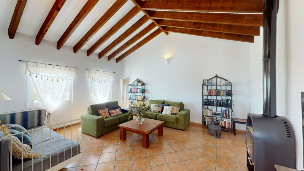 Detached Villa Benajarafe Málaga - image 38
