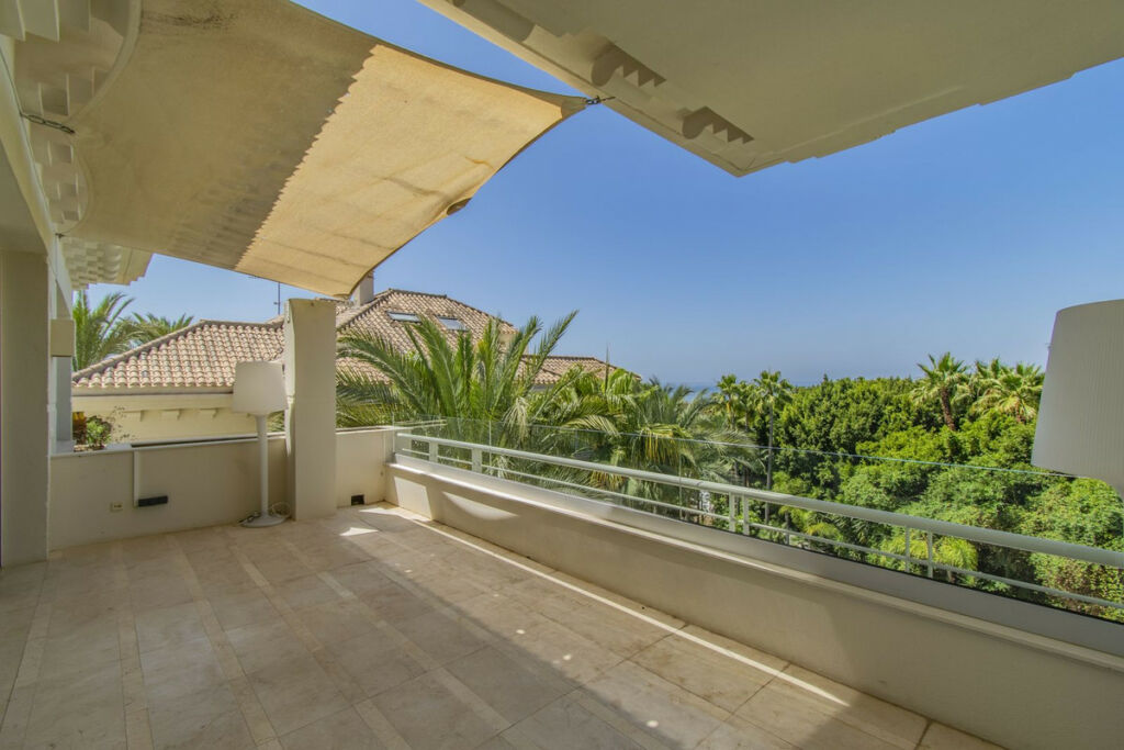 Penthouse Nagüeles Málaga - image 39