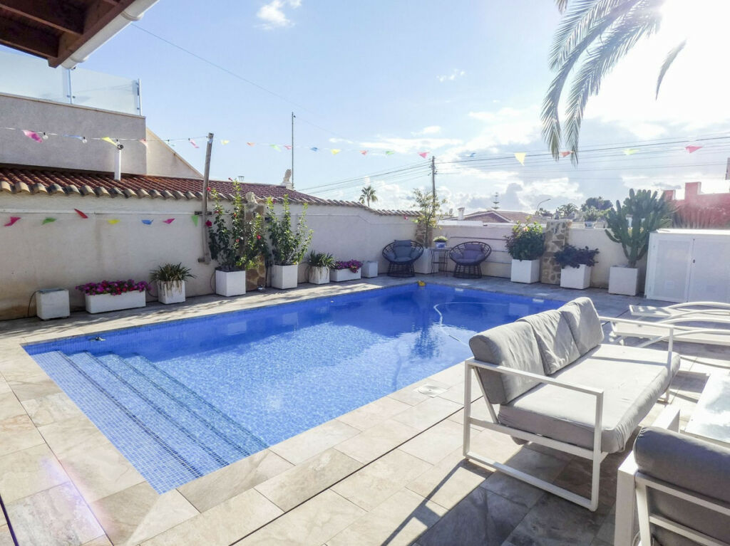 Detached Villa Ciudad Quesada Alicante - image 41
