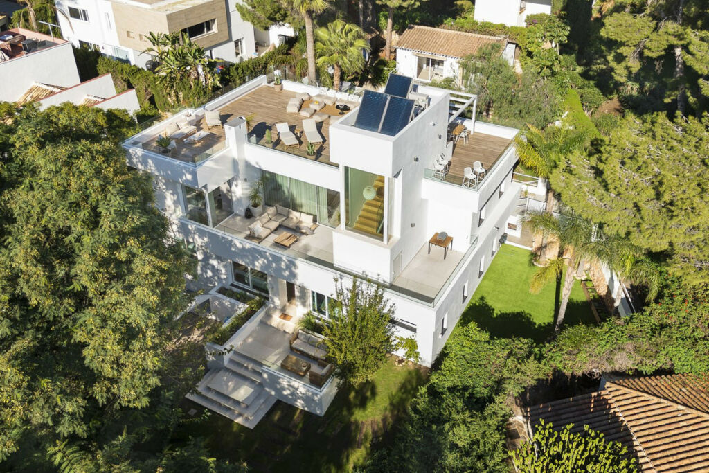 Detached Villa Nueva Andalucía Málaga