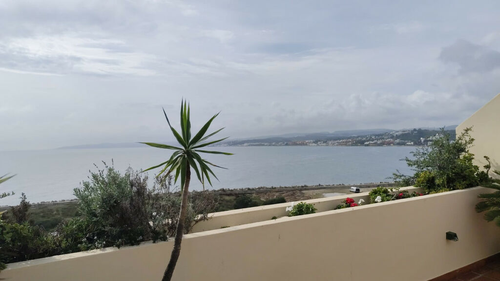 Ground Floor Apartment Estepona Málaga - image 4