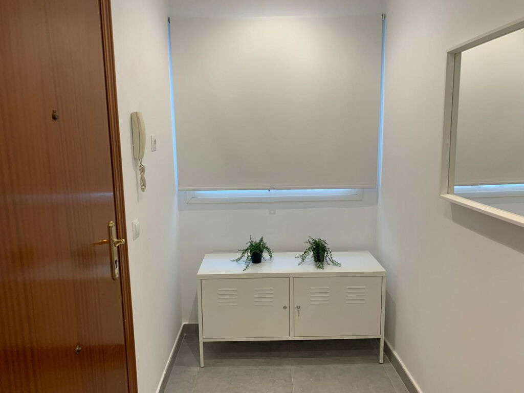 Middle Floor Studio San Pedro de Alcántara Málaga - image 4