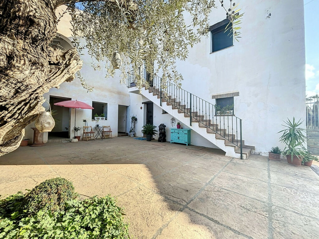 Detached Villa Vélez-Málaga Málaga - image 4