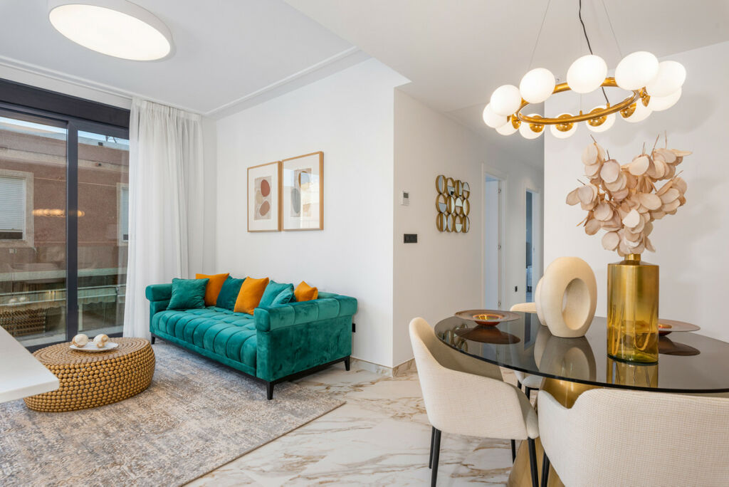 Middle Floor Apartment Guardamar del Segura Alicante - image 4