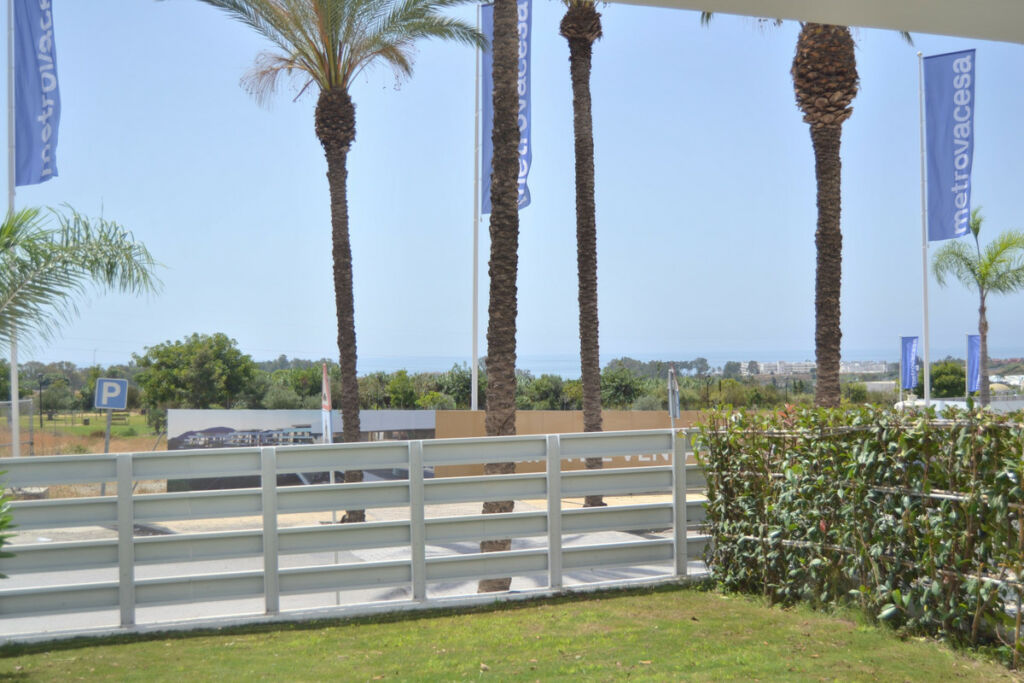 Ground Floor Apartment Estepona Málaga - image 4