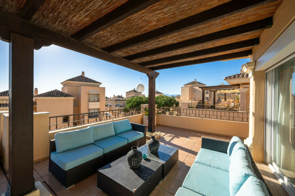 Penthouse Duplex Elviria Málaga - image 13