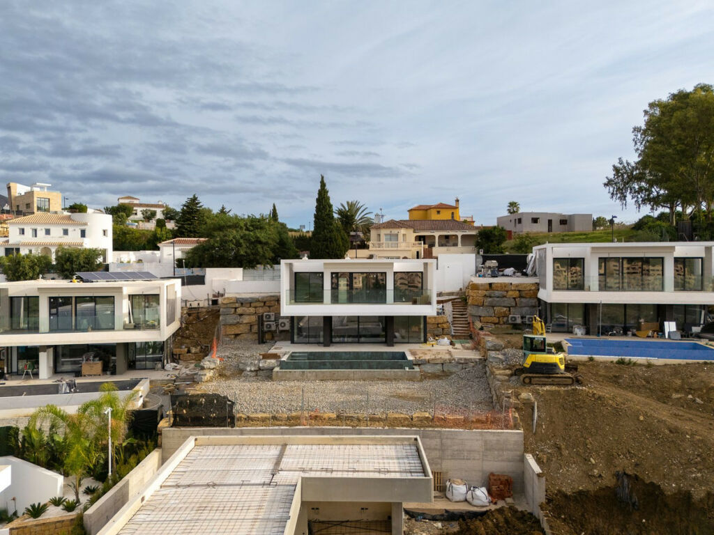 Detached Villa Valle Romano Málaga - image 4