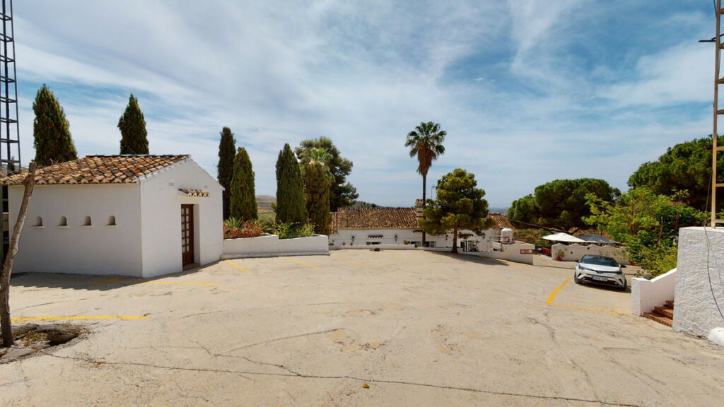 Detached Villa Arenas Málaga - image 4