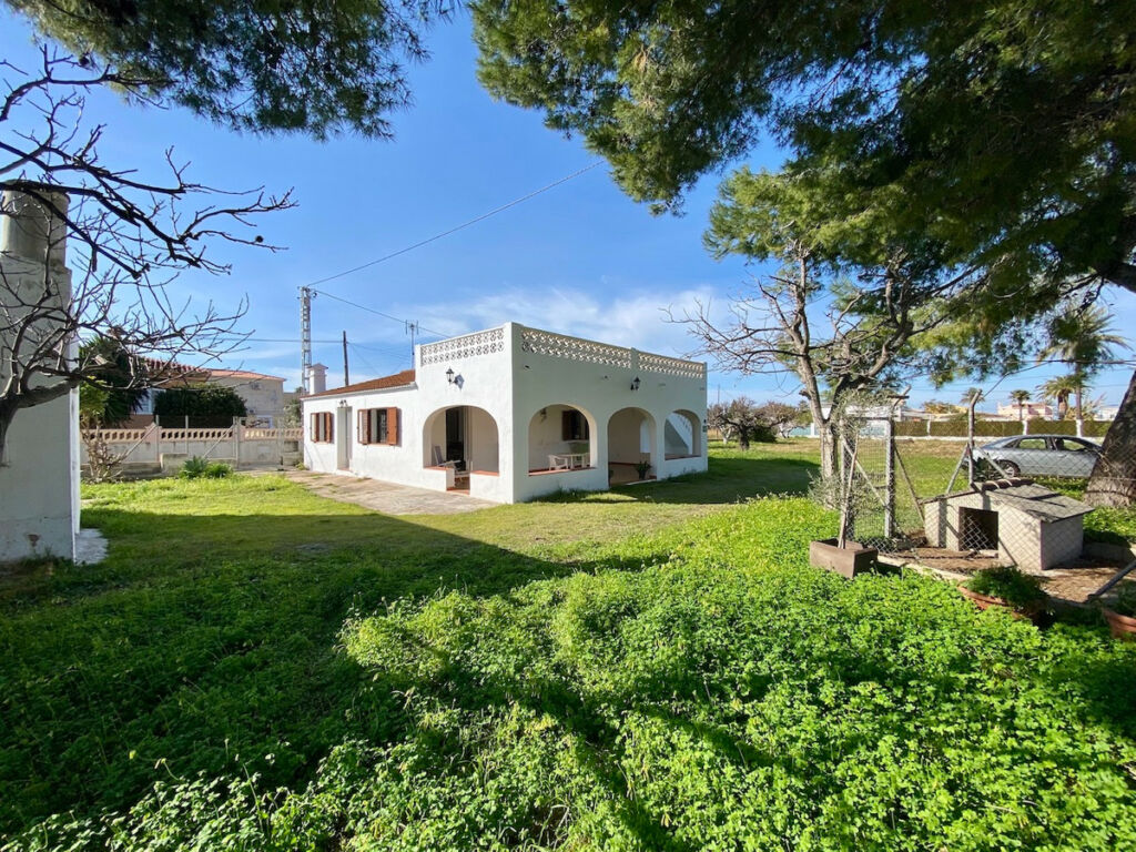 Detached Villa Denia Alicante - image 4
