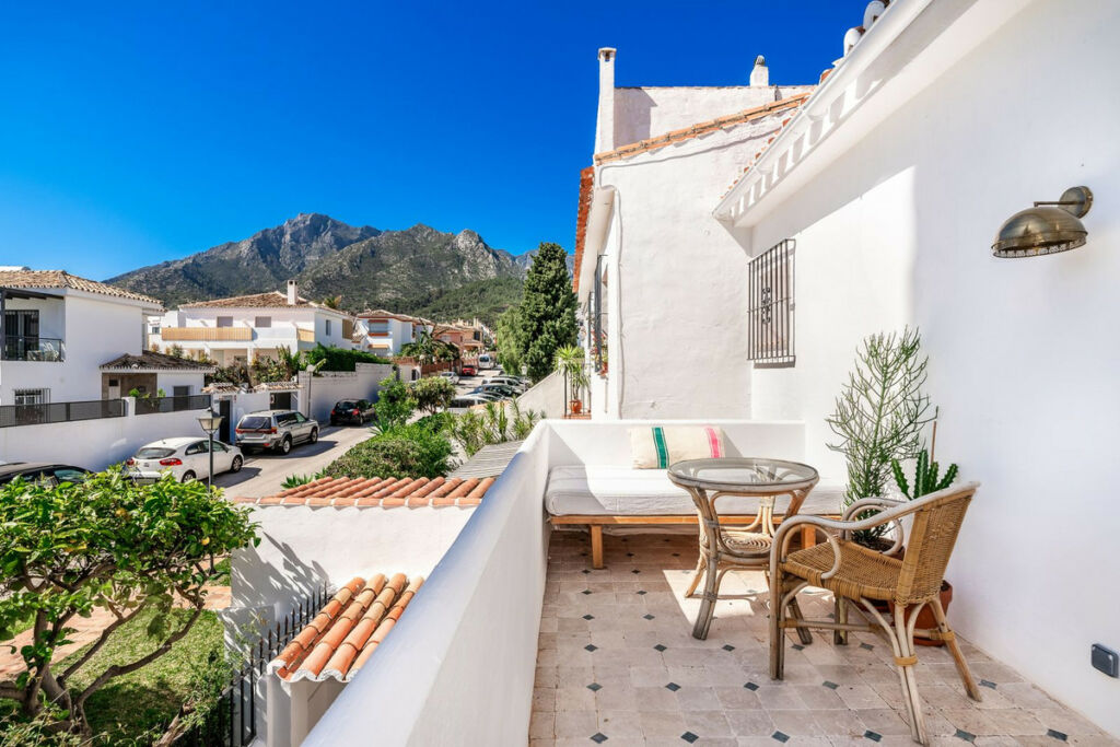 Semi-Detached House Marbella Málaga - image 3