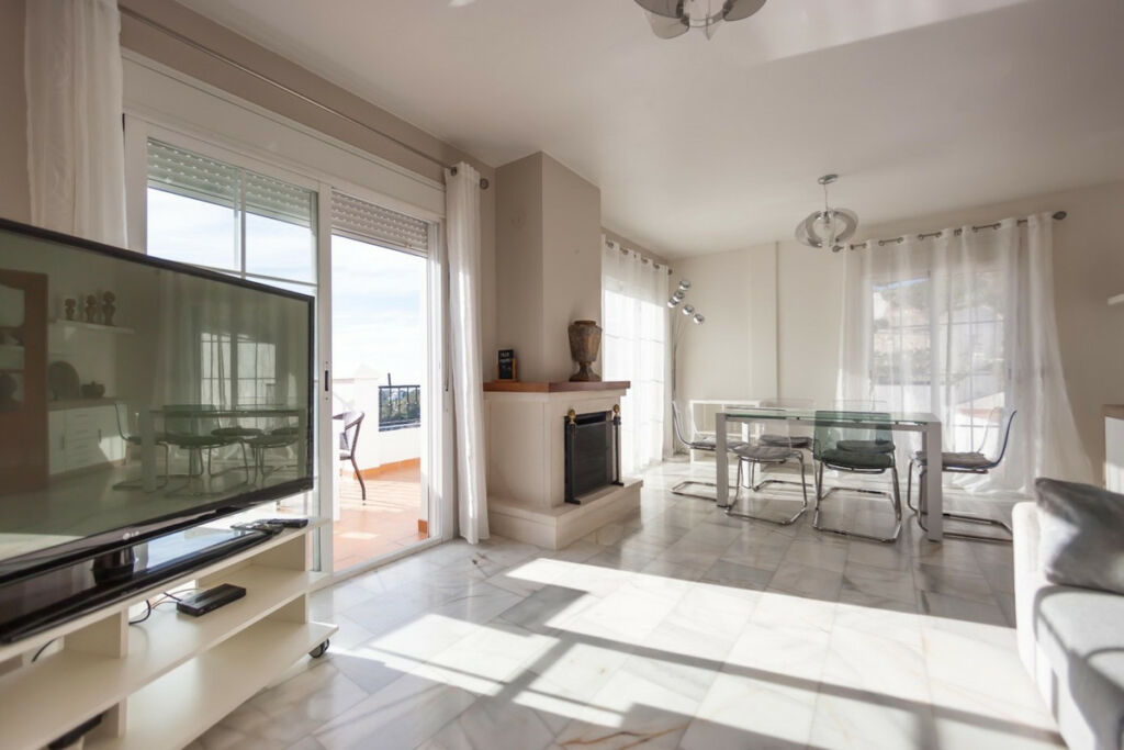 Semi-Detached House Frigiliana Málaga - image 4