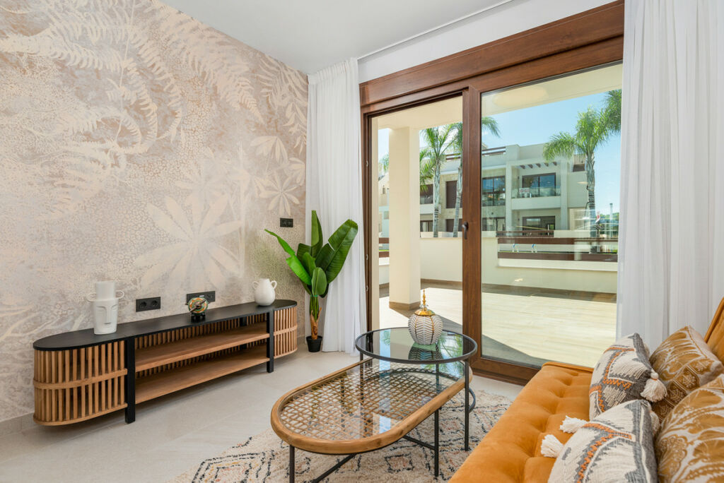 Ground Floor Apartment Torrevieja Alicante - image 4