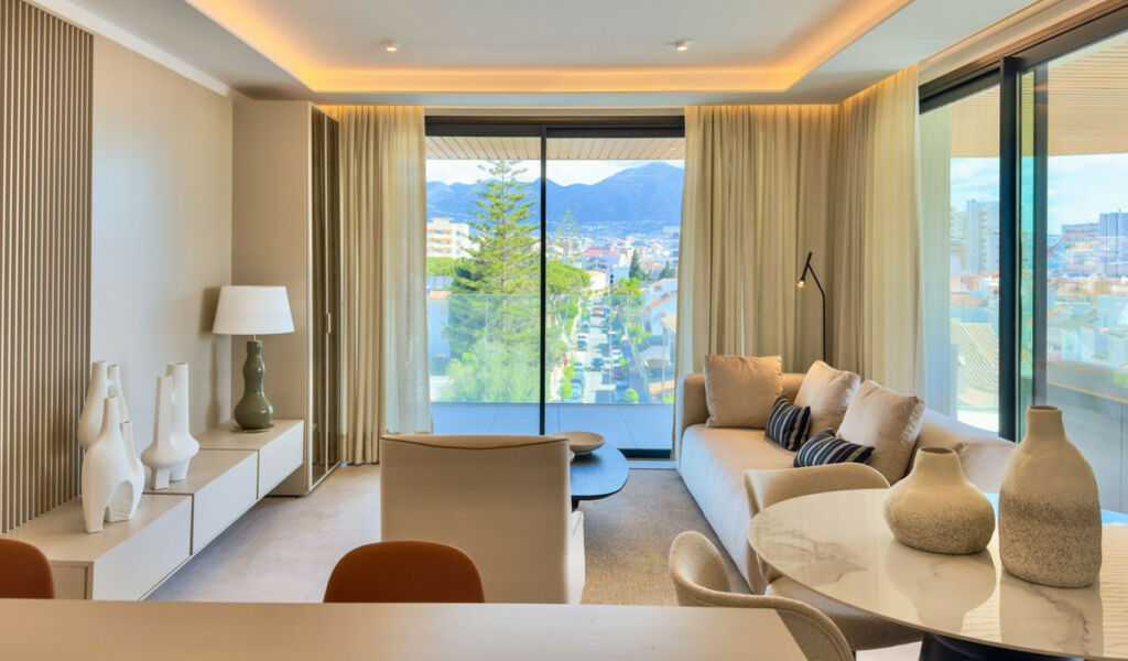 Middle Floor Apartment Fuengirola Málaga - image 4