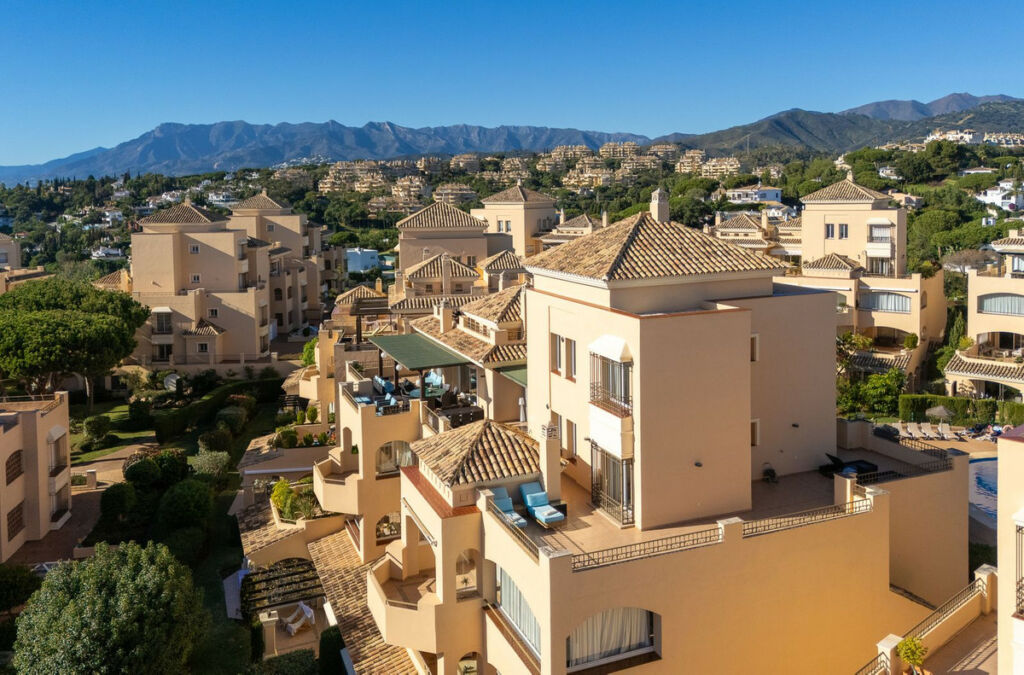 Penthouse Duplex Elviria Málaga - image 44