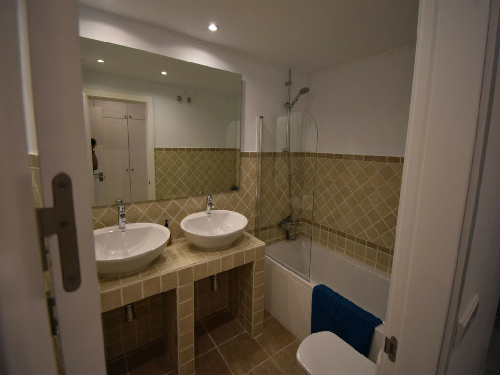 Ground Floor Apartment Estepona Málaga - image 41