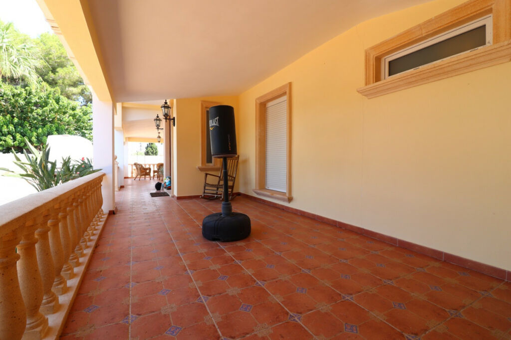 Detached Villa Heredades Alicante - image 48