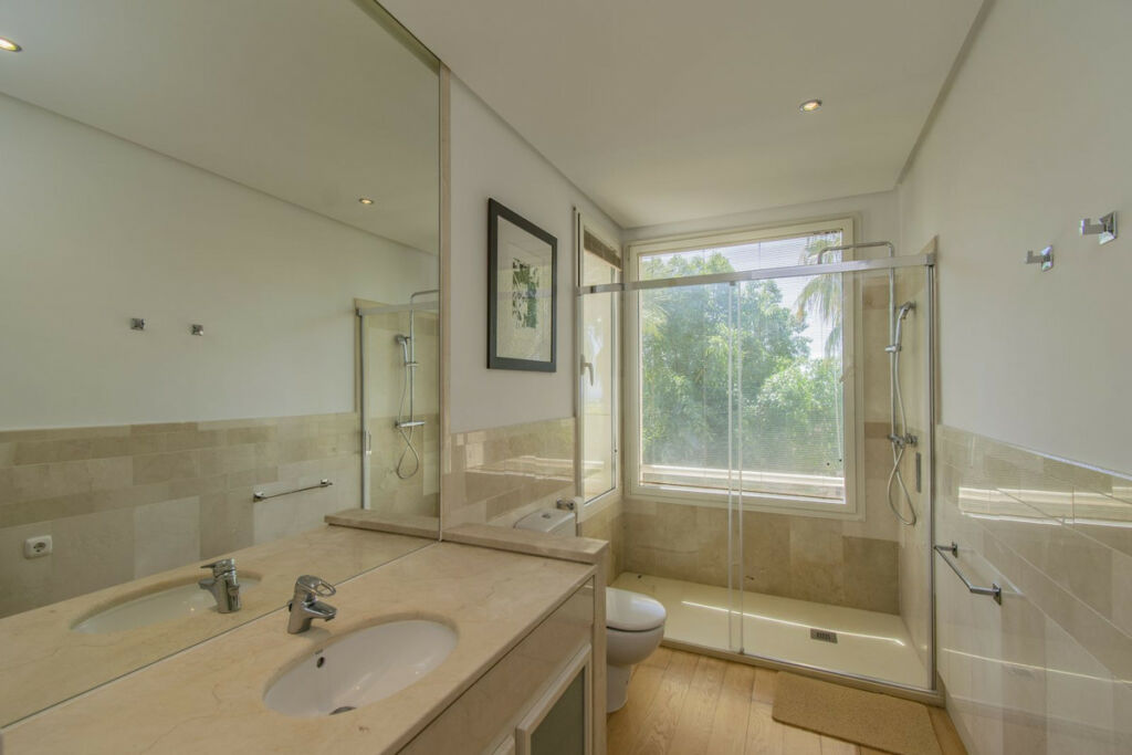 Penthouse Nagüeles Málaga - image 41