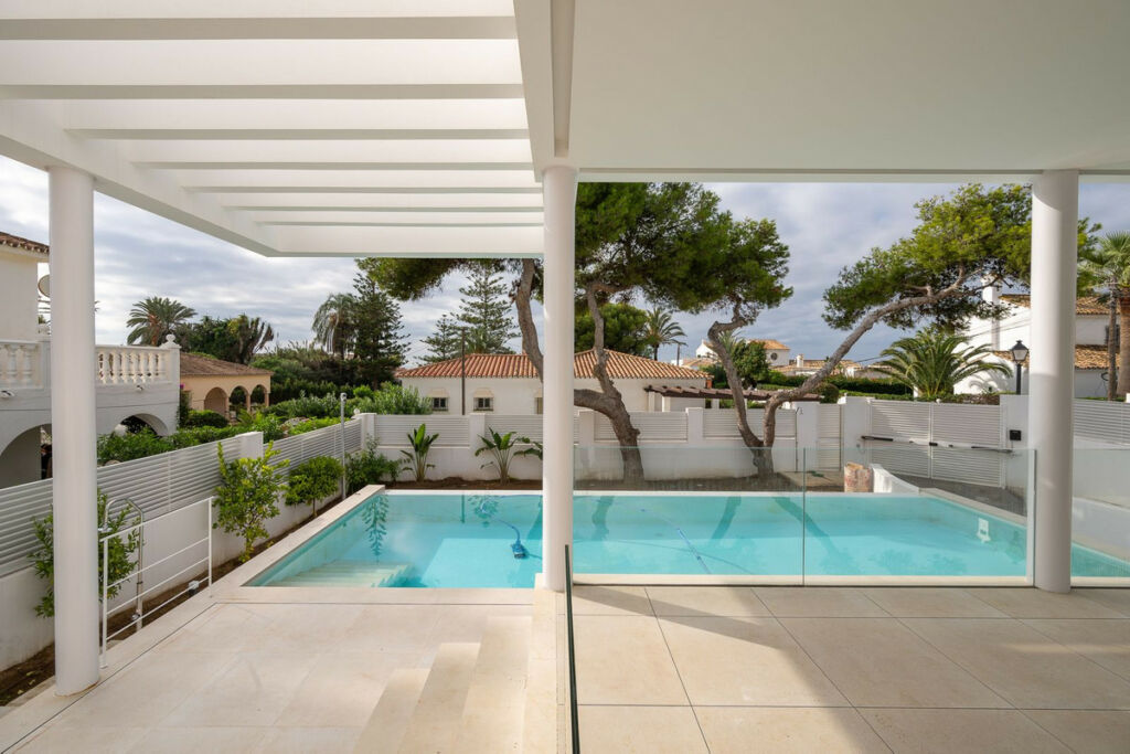 Detached Villa Marbesa Málaga - image 42