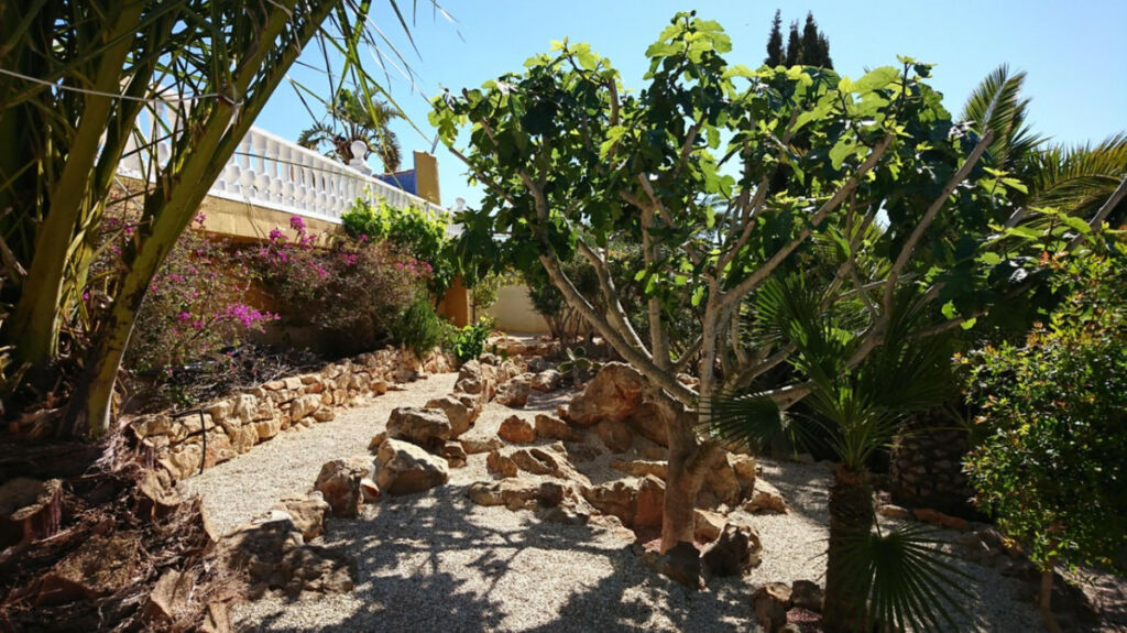 Detached Villa Cumbre del Sol Alicante - image 43