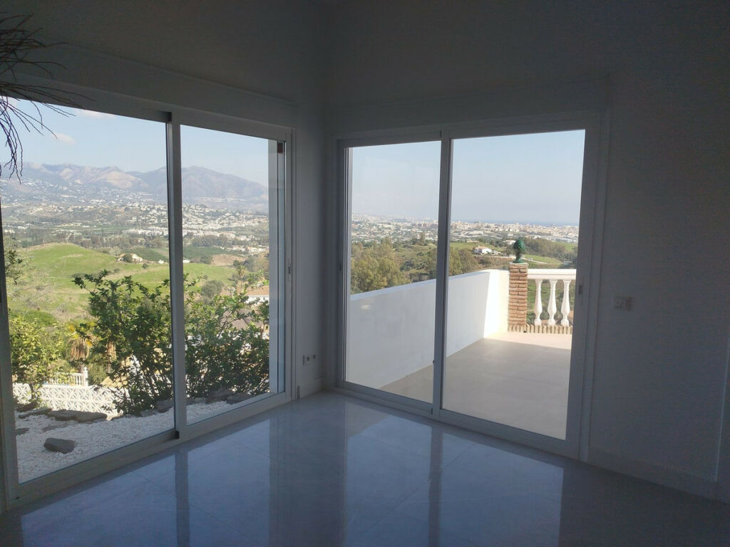 Detached Villa Cerros del Aguila Málaga - image 48