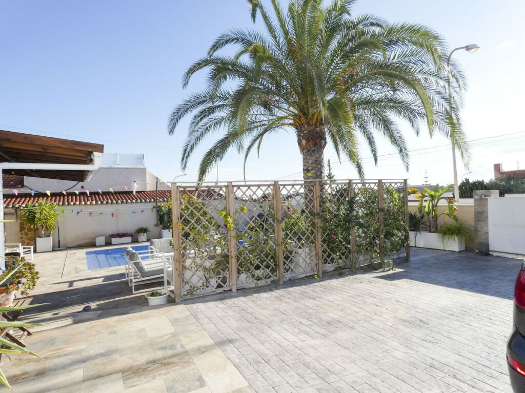 Detached Villa Ciudad Quesada Alicante - image 46