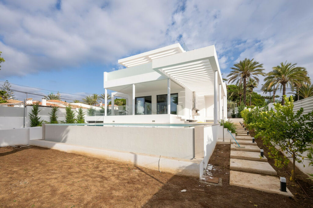 Detached Villa Marbesa Málaga - image 47
