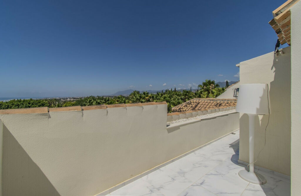 Penthouse Nagüeles Málaga - image 48