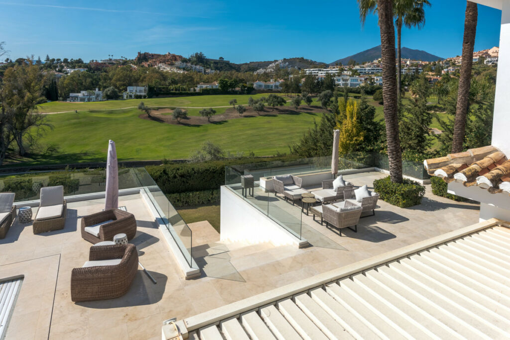 Detached Villa Nueva Andalucía Málaga - image 48