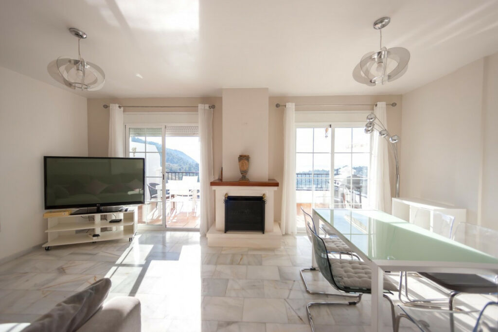 Semi-Detached House Frigiliana Málaga - image 5