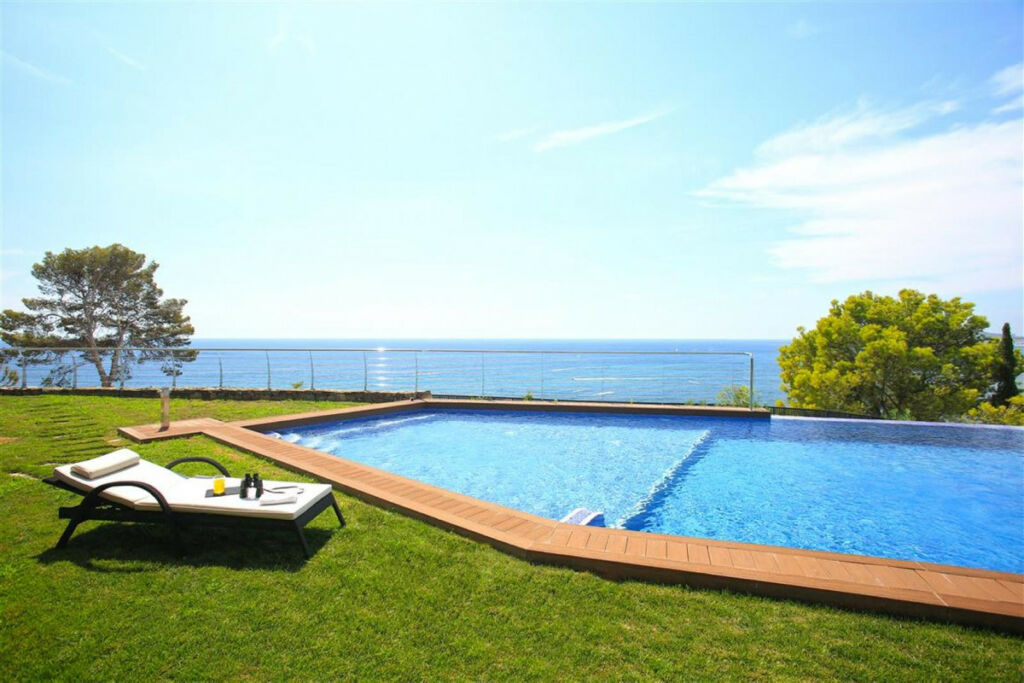 Detached Villa Altea Alicante - image 5