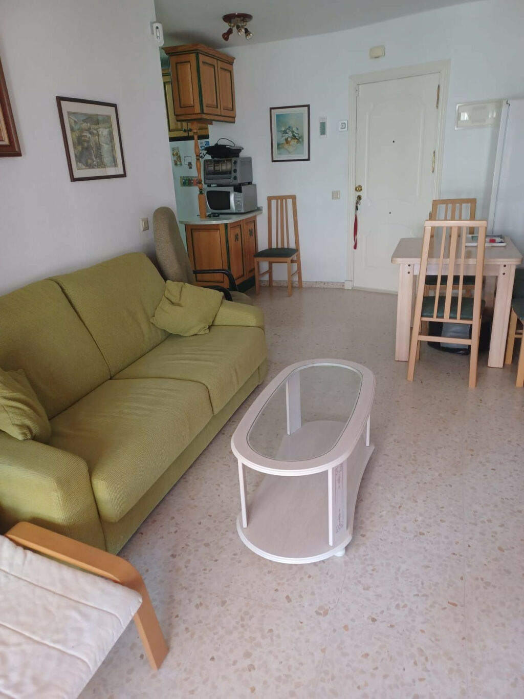 Middle Floor Apartment Manilva Málaga - image 9